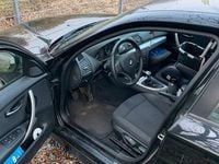 Gebraucht BMW 118 143 PS (105 kW) 2010 Schwarz Kleinwagen