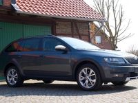 Gebraucht Skoda Octavia Scout 184 PS (135 kW) 2014 Grau Kombi