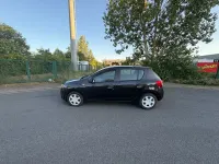 Gebraucht Dacia Sandero Ambiance 75 PS (55 kW) 2014 Schwarz Limousine