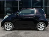 Gebraucht Toyota iQ 68 PS (50 kW) 2010 Schwarz Kleinwagen