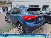 Gebraucht Ford Focus Active X 120 PS (88 kW) 2020 Blau Limousine