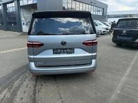 Używany VW Multivan 177 KM (130 kW) 2025 Czarny Minivan