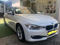 Gebraucht BMW 318 105 PS (77 kW) 2013 Weiß Limousine