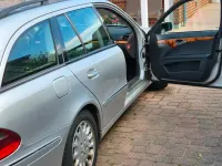 Gebraucht Mercedes E220 150 PS (110 kW) 2004 Grau Kombi