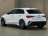 Gebraucht Audi RS3 Sportback Ambiente 400 PS (294 kW) 2025 Arkonaweiß Kleinwagen