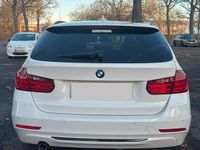 Gebraucht BMW 320 184 PS (135 kW) 2014 Weiß Kombi