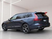 Gebraucht Volvo V60 Plus 197 PS (144 kW) 2025 Blau Kombi