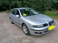 Usata Seat Leon 105 CV (77 kW) 2004 Argento Utilitaria