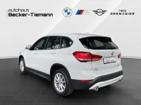 Gebraucht BMW X1 Sport Line 150 PS (110 kW) 2020 Weiß SUV