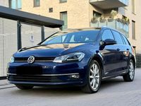 Gebraucht VW Golf VII Highline 150 PS (110 kW) 2018 Blau Kombi