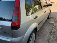 Second-hand Ford Fiesta 68 CP (50 kW) 2005 Gri Hatchback