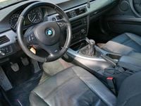 Gebraucht BMW 320 170 PS (125 kW) 2009 Grau Coupé