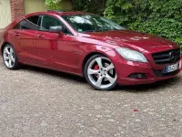 Gebraucht Mercedes CLS350 306 PS (225 kW) 2011 Rot Limousine