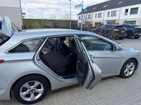 Gebraucht Hyundai i40 Comfort 135 PS (99 kW) 2012 Silber Kombi