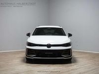 Gebraucht VW Passat R-line 193 PS (141 kW) 2024 Weiß Kombi