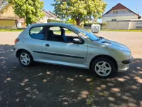 Gebraucht Peugeot 206 75 PS (55 kW) 2002 Grau Limousine