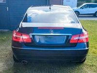 Gebraucht Mercedes E220 170 PS (125 kW) 2013 Schwarz Coupé