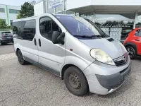 Gebraucht Opel Vivaro 146 PS (107 kW) 2008 Starsilber m2 (metallic) Van / Kleinbus