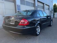 Gebraucht Mercedes E280 Avantgarde 190 PS (139 kW) 2005 Schwarz Limousine