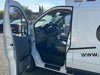 Gebraucht Renault Trafic 114 PS (83 kW) 2012 Weiß Van / Kleinbus