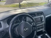 Second-hand VW Golf VII 105 CP (77 kW) 2014 Auriu Berlinǎ