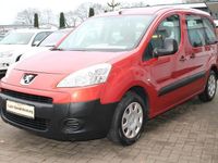 Gebraucht Peugeot Partner Tepee Tendance 90 PS (66 kW) 2010 Rot Van / Kleinbus