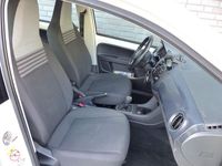 Gebraucht VW up! 75 PS (55 kW) 2018 Weiß Kleinwagen