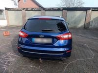 Second-hand Ford Mondeo 218 CP (160 kW) 2018 Albastru Break