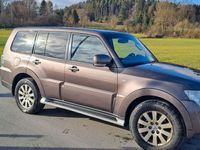 gebraucht Mitsubishi Pajero 3,2 DI-D 4WD Top Automatik Top