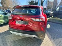 Gebraucht Ford Kuga Titanium 224 PS (164 kW) 2022 Rot SUV