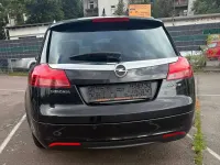 Gebraucht Opel Insignia 160 PS (117 kW) 2012 Schwarz Kombi
