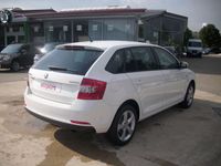 Gebraucht Skoda Rapid Active 90 PS (66 kW) 2013 Weiß Limousine