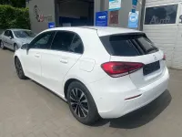 Gebraucht Mercedes A180 116 PS (85 kW) 2022 Weiß Limousine