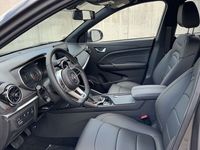 Neu DFSK Fengon 106 PS (77 kW) 2025 Schwarz) (schwarz SUV