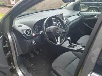 Gebraucht Mercedes B180 122 PS (89 kW) 2014 Grau Kleinwagen
