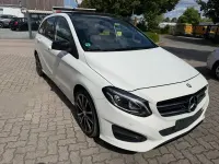 Gebraucht Mercedes B200 AMG line 136 PS (100 kW) 2014 Weiß Kleinwagen