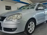 Gebraucht VW Polo Comfortline 80 PS (58 kW) 2007 Silber Kleinwagen