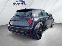 Gebraucht Mini Cooper Favoured 156 PS (114 kW) 2025 Schwarz Kleinwagen