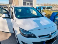Gebraucht Opel Astra 140 PS (102 kW) 2015 Weiß Limousine