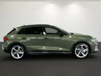 Gebraucht Audi A3 Sport 150 PS (110 kW) 2025 Distriktgrün metallic Limousine