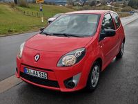 Gebraucht Renault Twingo Dynamique 75 PS (55 kW) 2011 Rot Kleinwagen