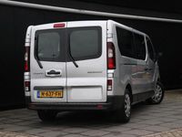 Gebraucht Renault Trafic Authentique 95 PS (69 kW) 2016 Grau Van / Kleinbus