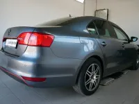 Używany VW Jetta Match 122 KM (89 kW) 2012 Szary Sedan/Limuzyna