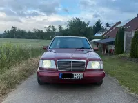 Gebraucht Mercedes E250 150 PS (110 kW) 1993 Rot Limousine
