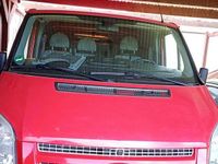 Second-hand Ford Transit Basis 101 CP (74 kW) 2011 Roșu Van