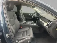 Gebraucht Volvo V60 Plus 145 PS (106 kW) 2025 Andere Kombi