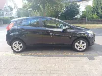 Gebraucht Ford Fiesta Trend 82 PS (60 kW) 2011 Blau Limousine
