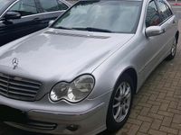 Gebraucht Mercedes C200 122 PS (89 kW) 2004 Silber Limousine
