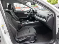 Gebraucht Audi A4 Ambiente 204 PS (150 kW) 2023 Gletscherweiß metallic Kombi