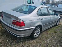 Gebraucht BMW 320 170 PS (125 kW) 2002 Silber Limousine